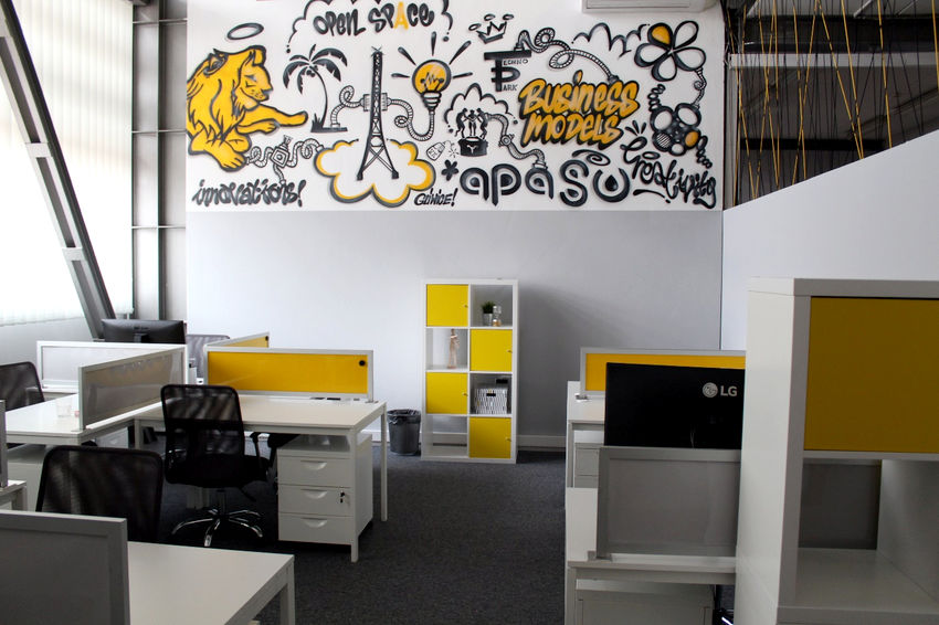 Coworking zone (author: Magdalena Antos)