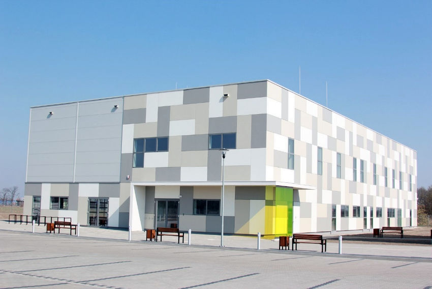 Laboratory and Experimental Building