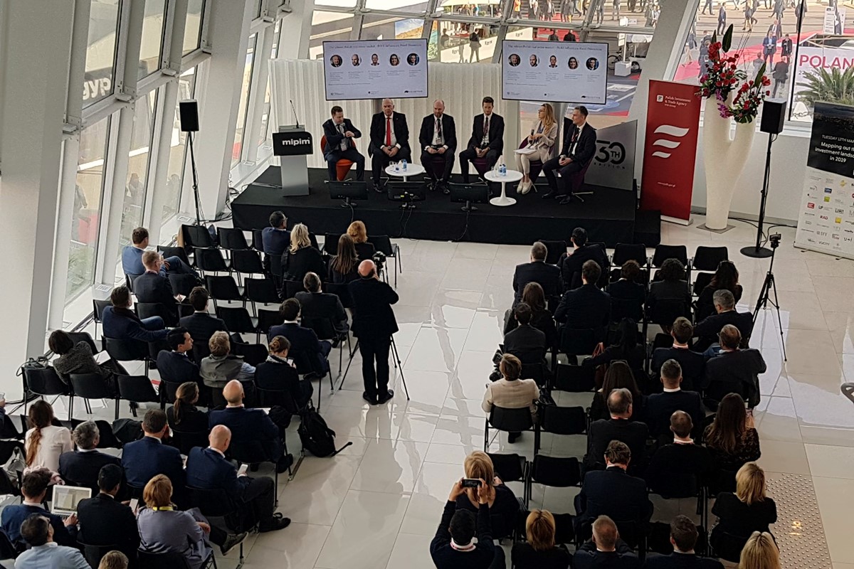 mipim_debata_y