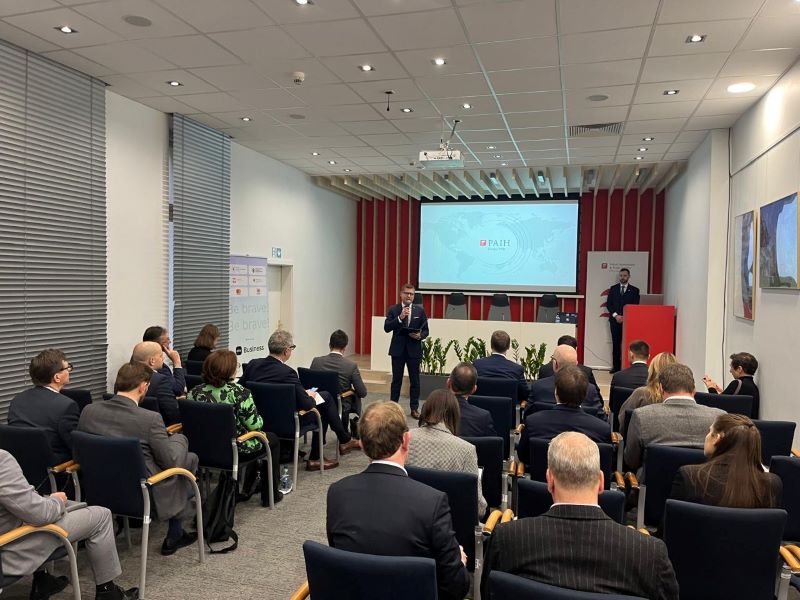 Paih At The Rebuild Ukraine Conference Polish Investment And Trade Agency