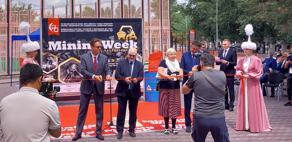 Polskie stoisko narodowe na targach Mining Week Kazakhstan 2025