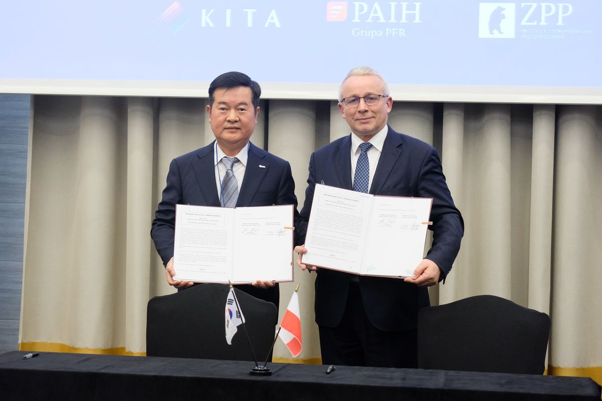 An agreement between PAIH and the Korean International Trade Agency KITA